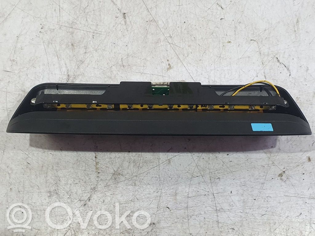 Opel Movano B Third/center stoplight 