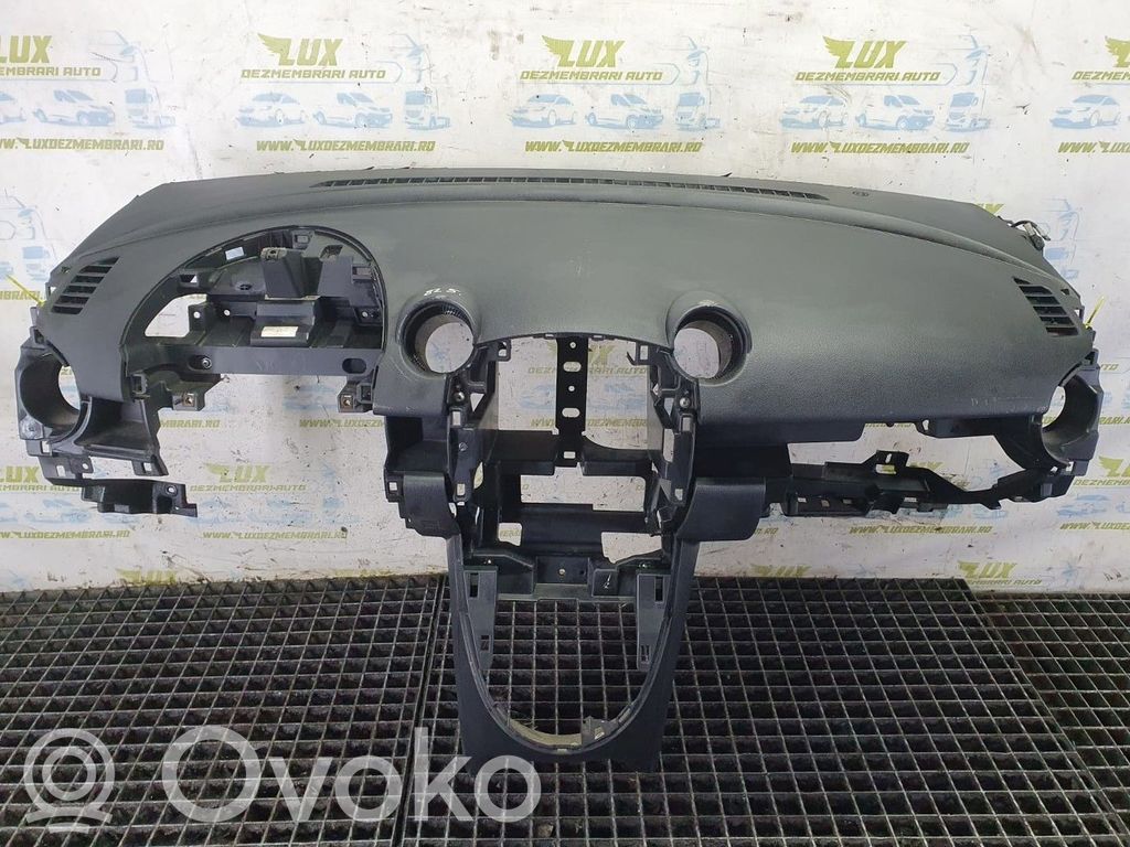 Mazda 2 Панель 