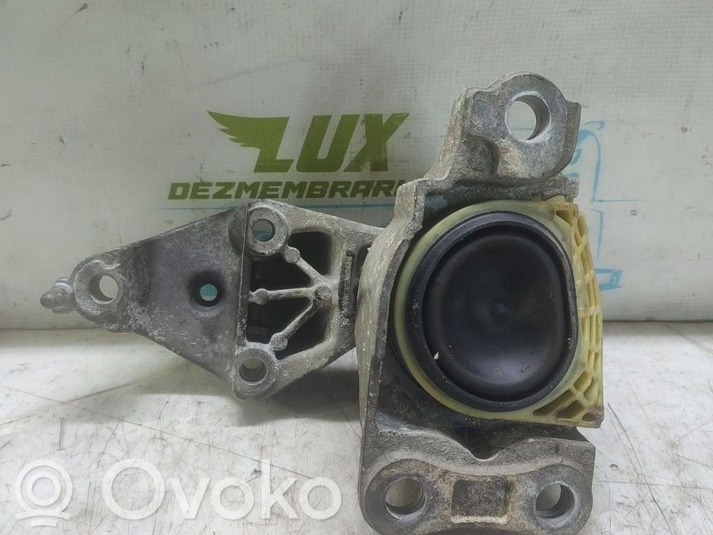 Engine mount bracket   326D22K