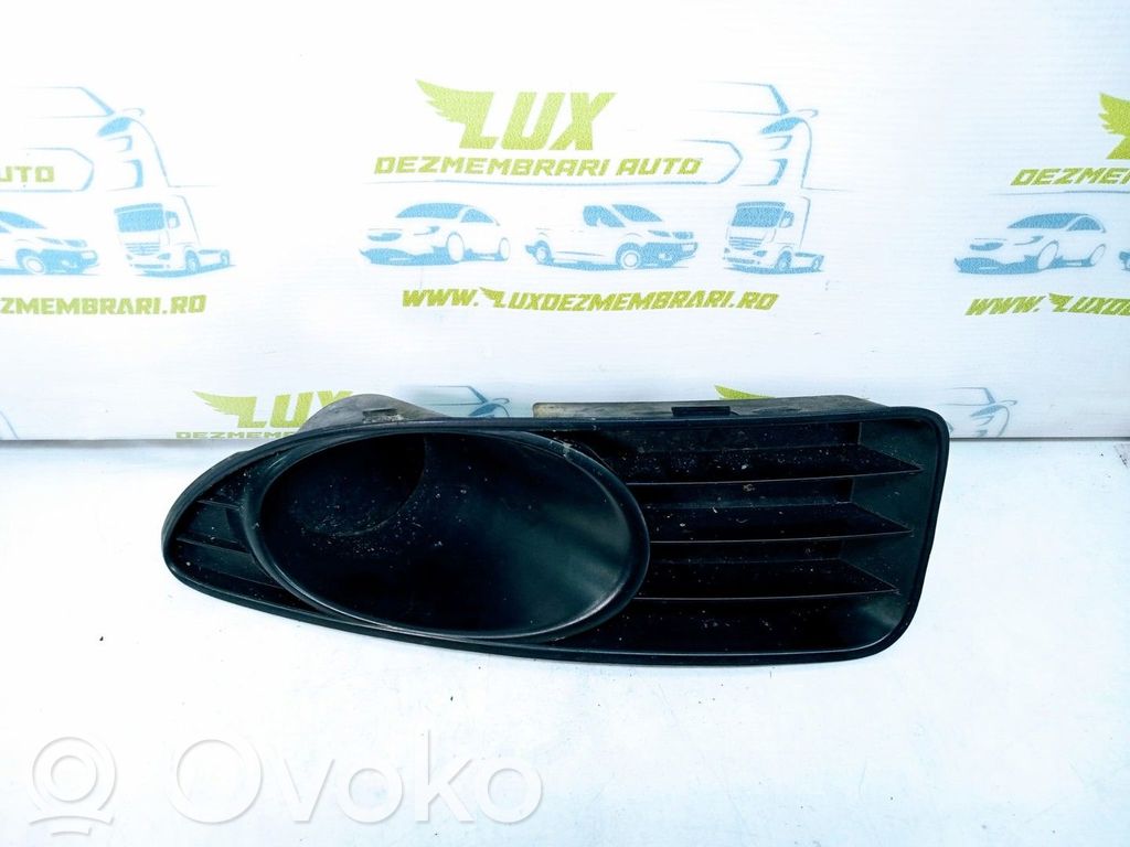 Fiat Linea Front fog light trim/grill 