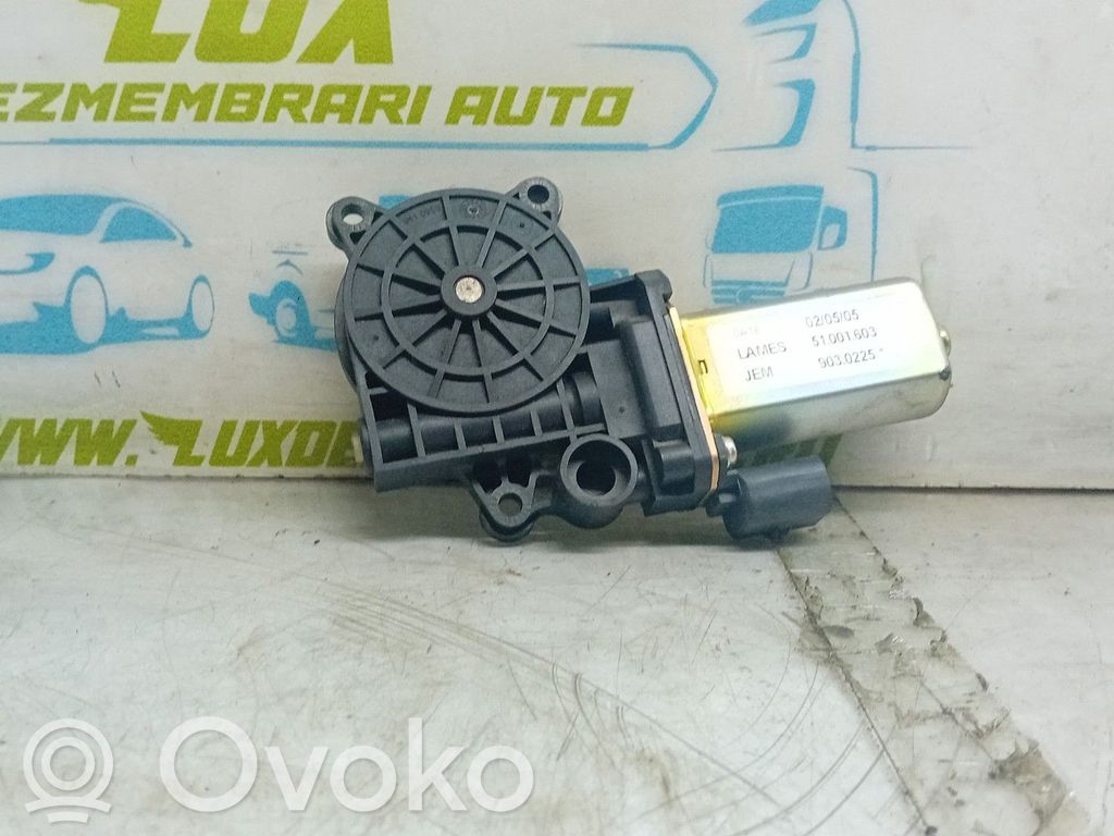 Front door window regulator with motor
