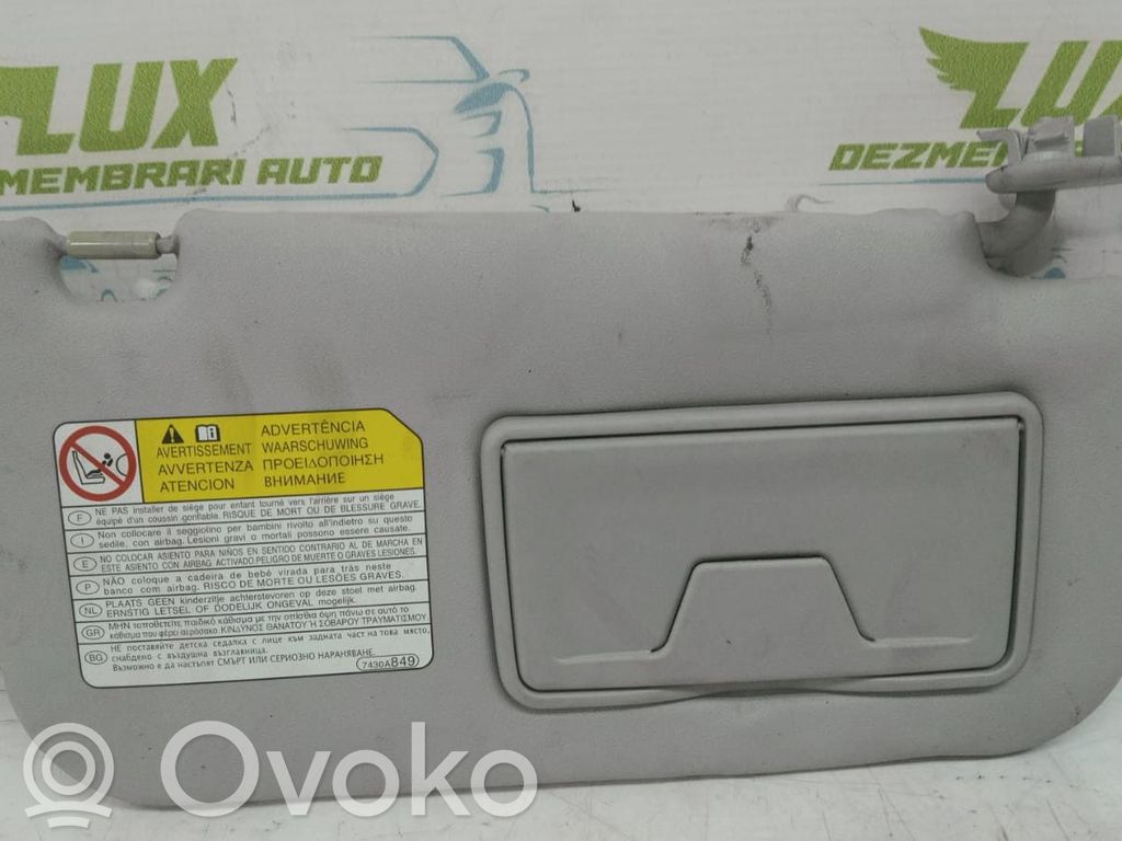 Mitsubishi Outlander Visera parasol 