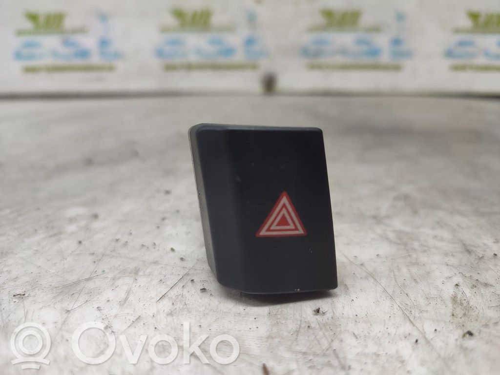 Hazard light switch   8433202210