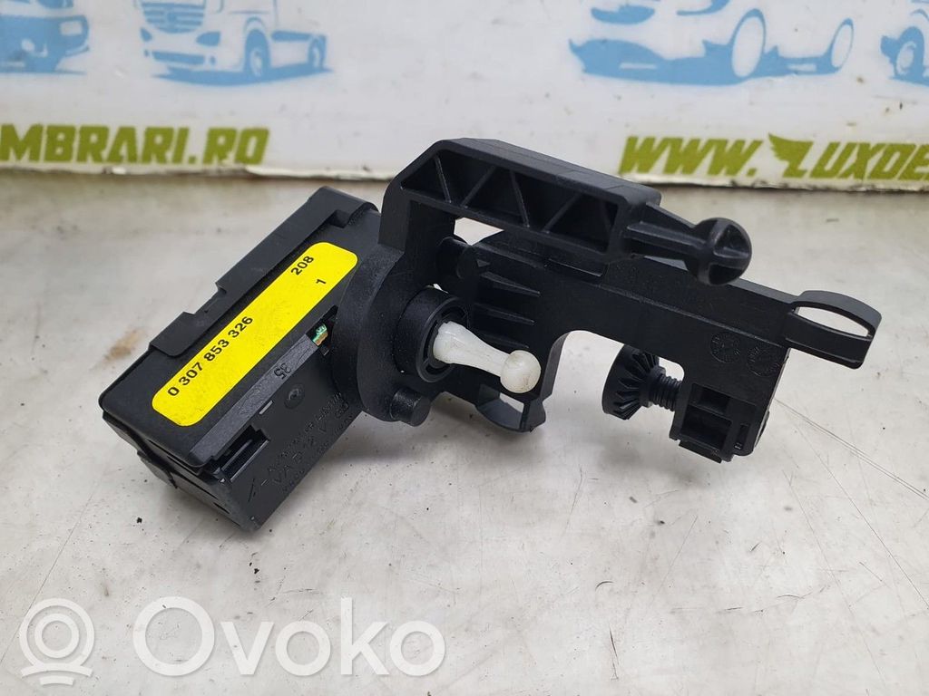 Volvo V40 Motor reglare nivel far 