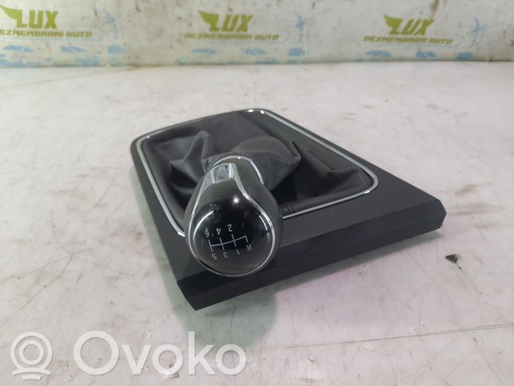 Seat Leon (5F) Perilla/embellecedor de cuero de la palanca de cambios 