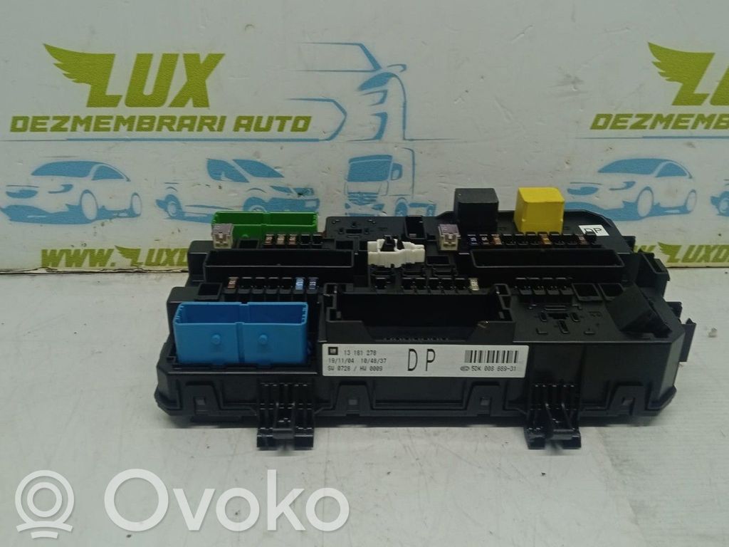Opel Astra H Set scatola dei fusibili 