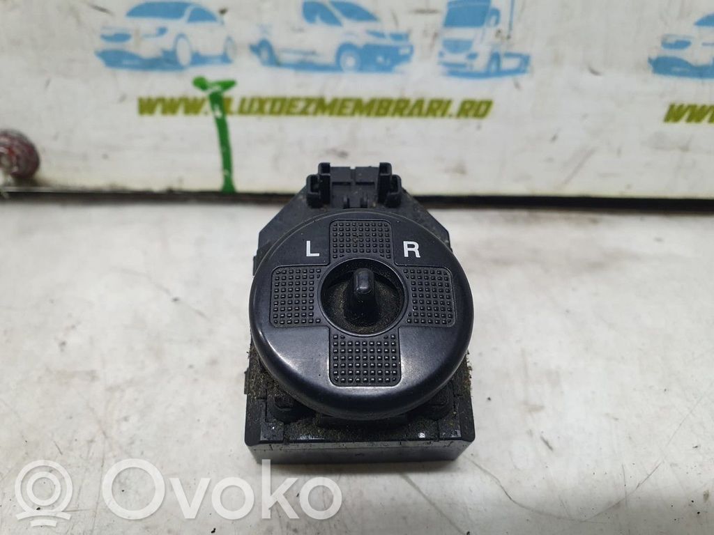 Hyundai Tucson JM Interruptor del espejo lateral 