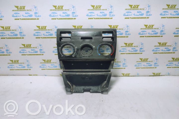Moldura del panel   5541102250