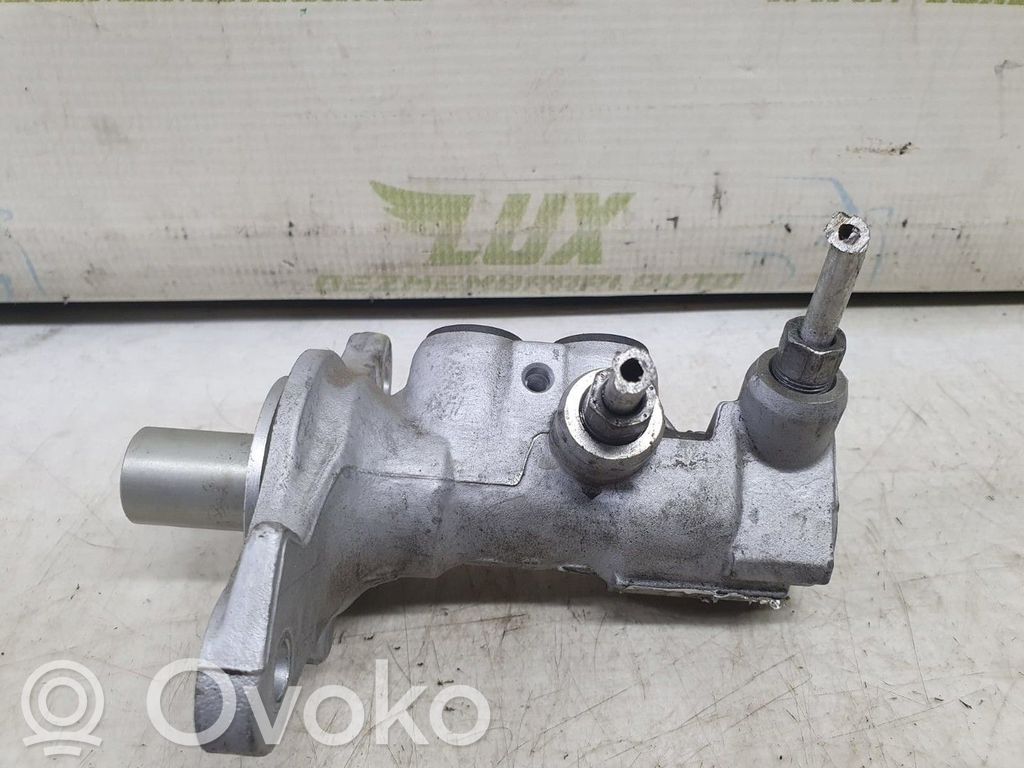 Dacia Logan II Główny cylinder hamulca 