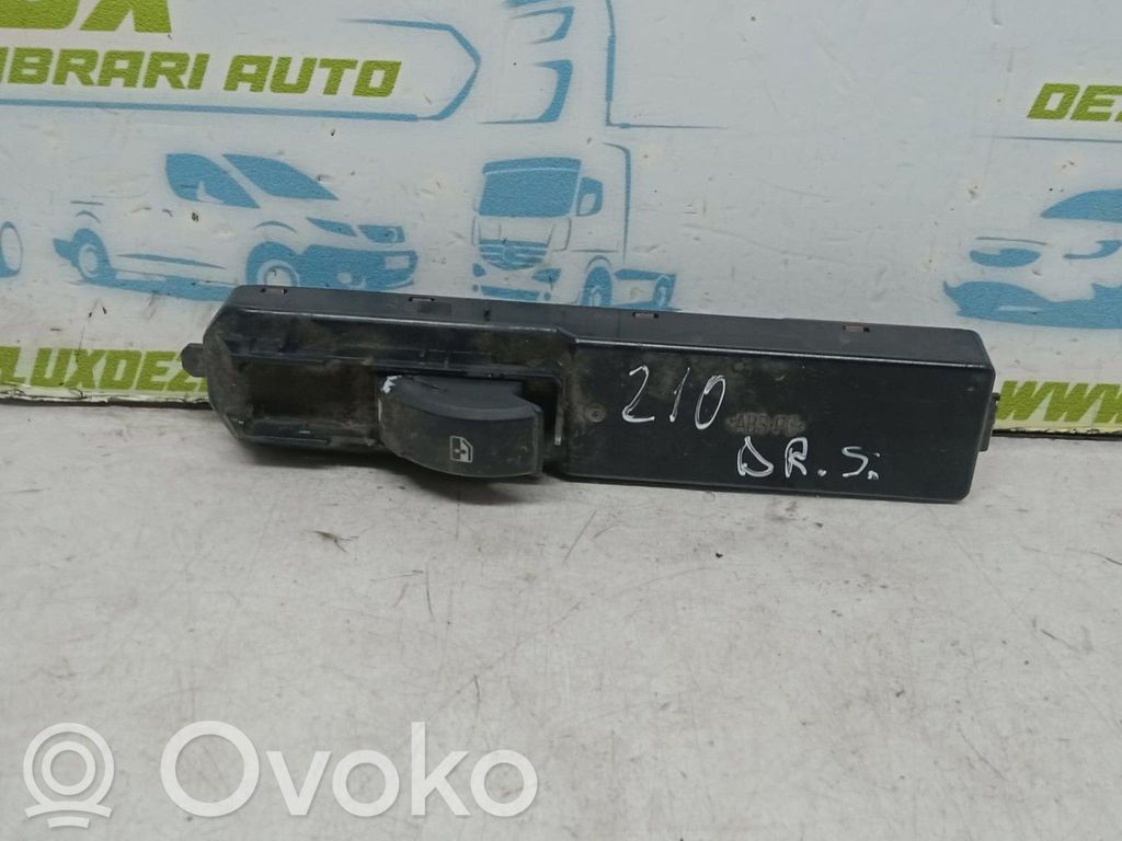 Electric window control switch   SAAB044A08