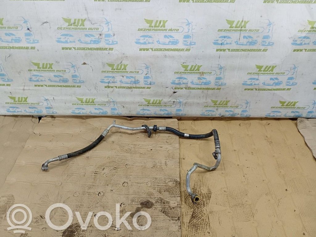 Ilmastointilaitteen putki (A/C)   ET0032C1