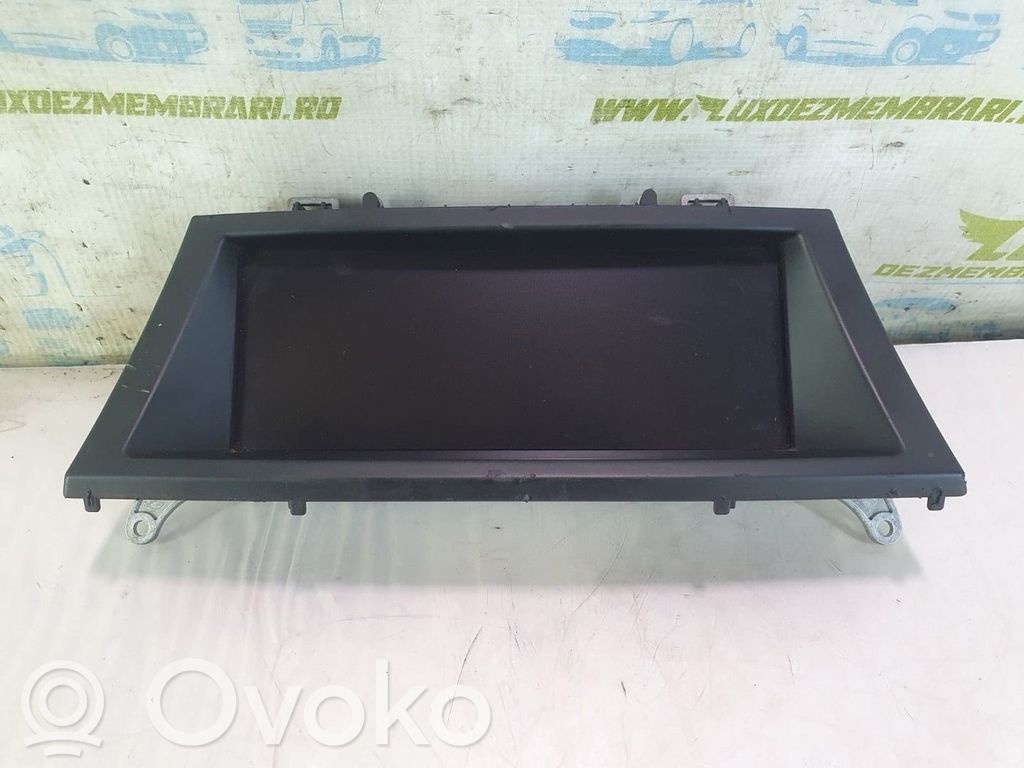 Panel / Radioodtwarzacz CD/DVD/GPS   1742623