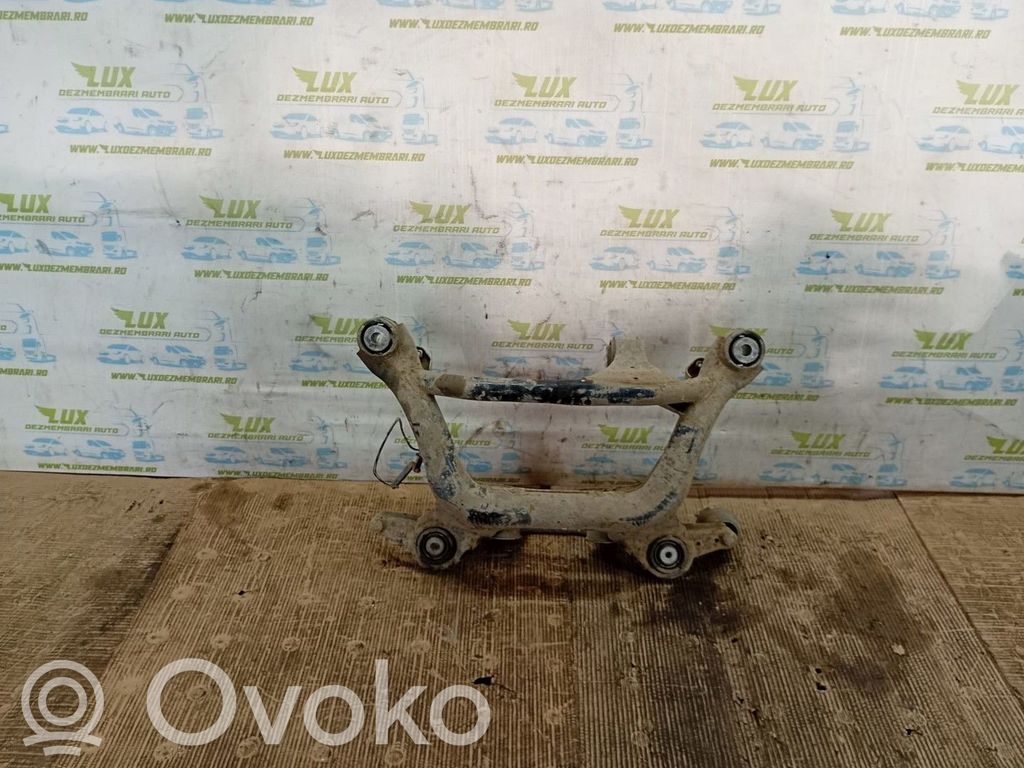 BMW X3 E83 Rear axle beam with reductor 