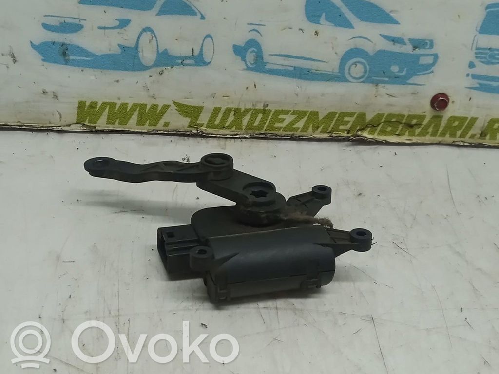 Volkswagen Golf V Actuator/motor clapetă debit aer A/C 