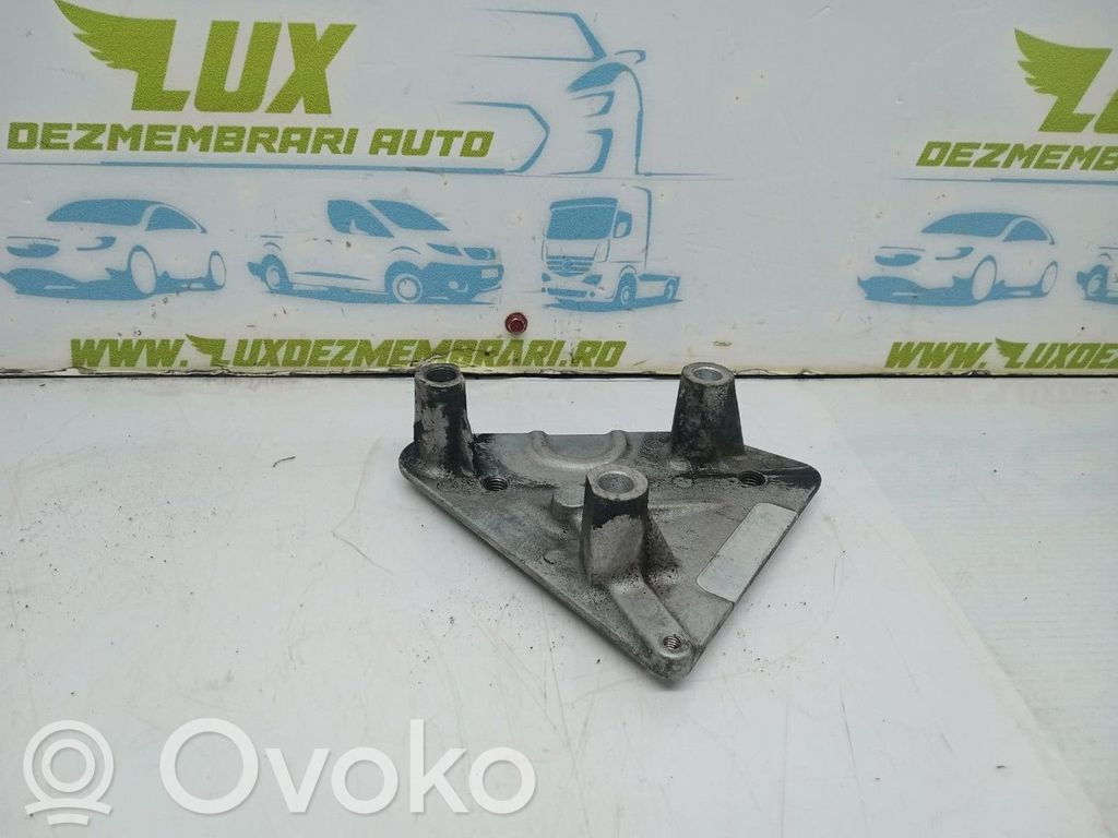 Opel Astra H Supporto di montaggio del motore (usato) 