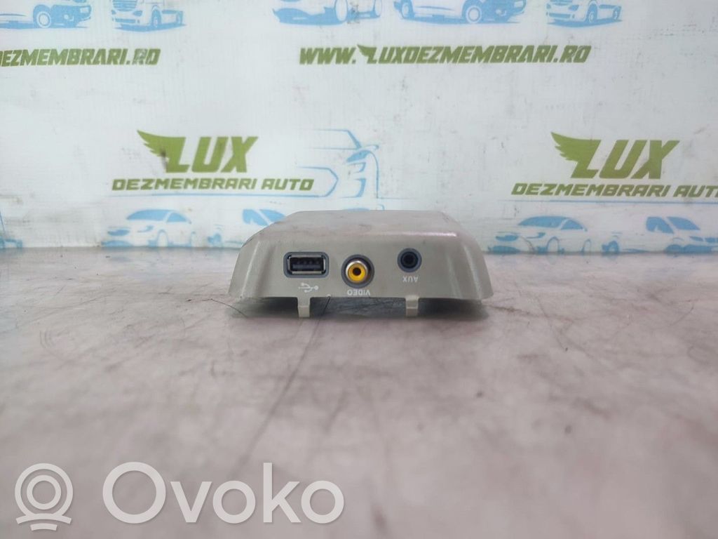 Iveco Daily 45 - 49.10 Enchufe conector USB 