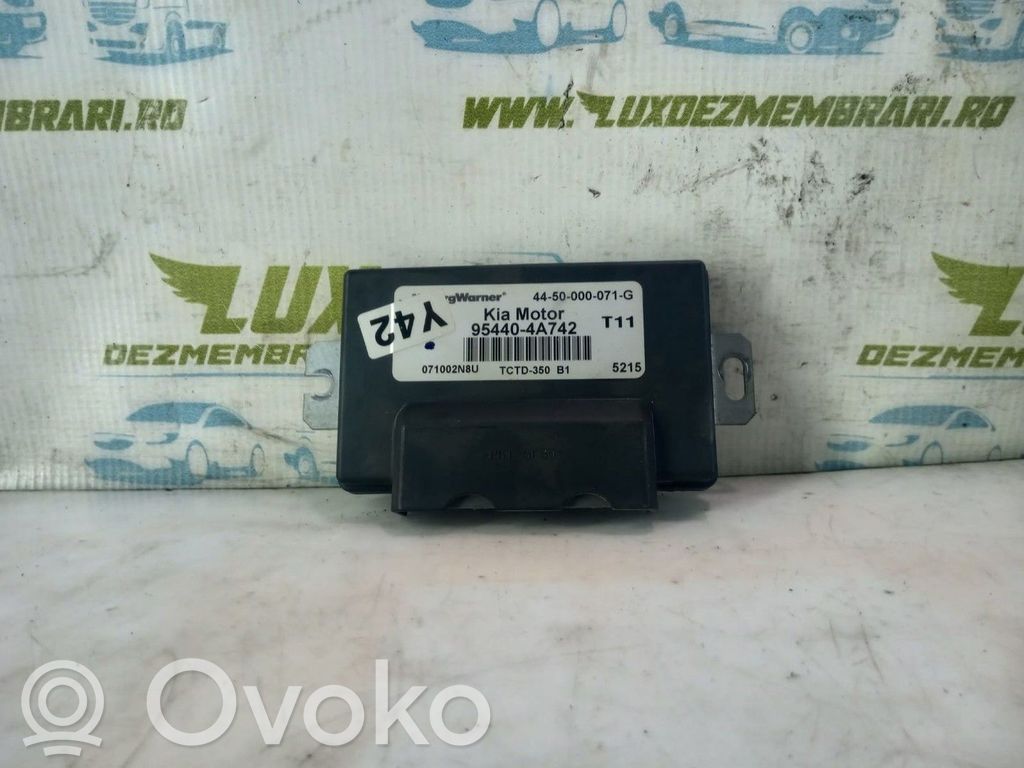 KIA Sorento Comfort/convenience module 