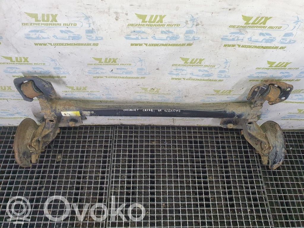 Chevrolet Cruze Belka osi tylnej z reduktorem 