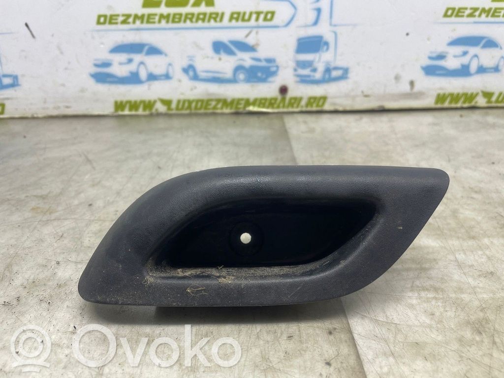 Manecilla interna puerta delantera   809513688R
