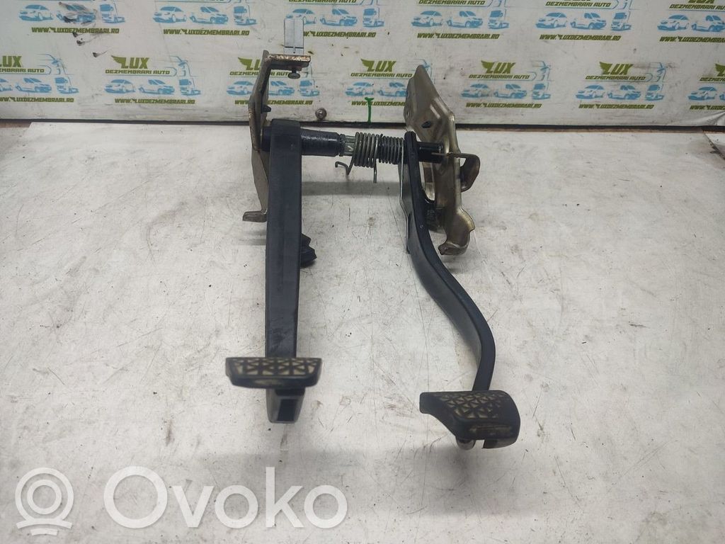 Opel Meriva A Assemblage pédale 