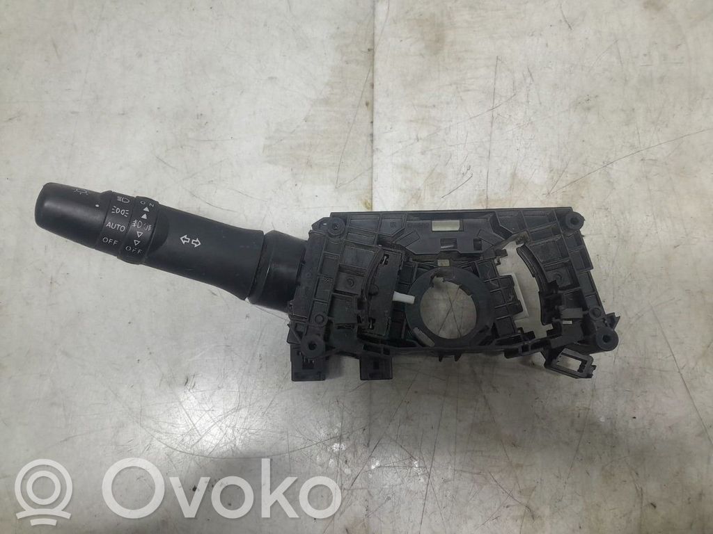 Mitsubishi Outlander Indicator stalk 