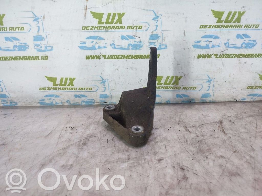 Ford Mondeo Mk III Mocowanie / Uchwyt skrzyni biegów 
