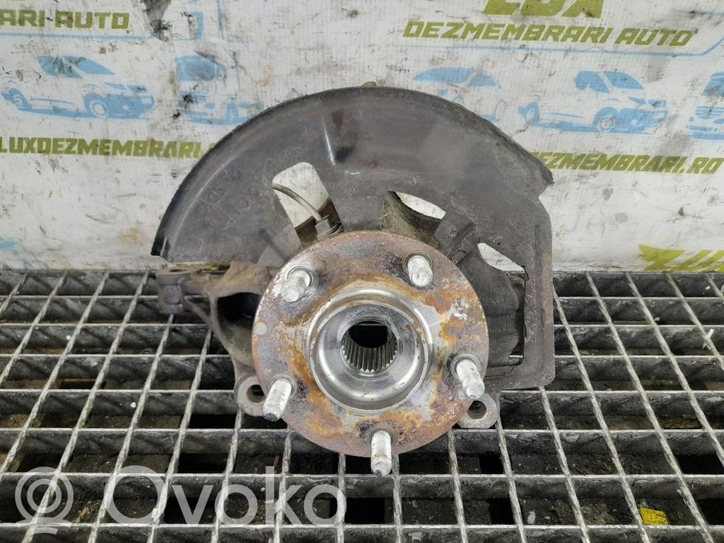 Mazda 5 Achsschenkel vorne 