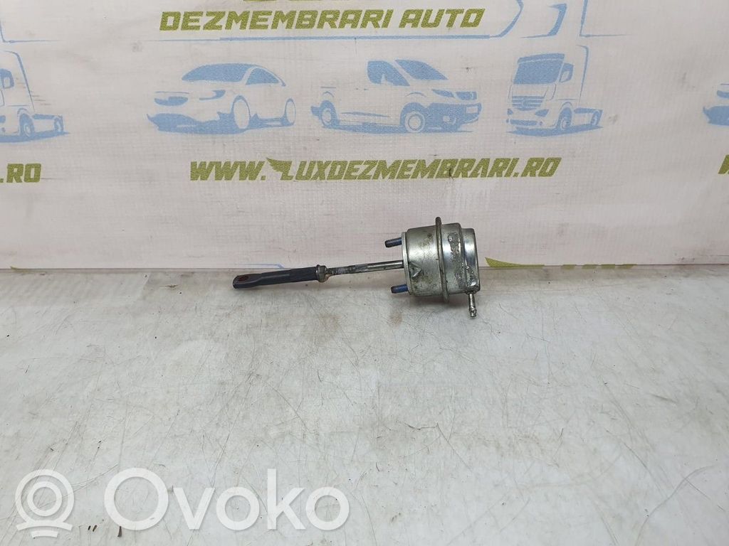 Opel Astra J Attuatore elettronico turbina 