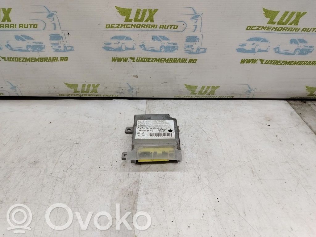 Mitsubishi L200 Centralina/modulo airbag 