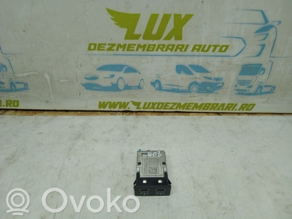 USB-Anschluss   8711938