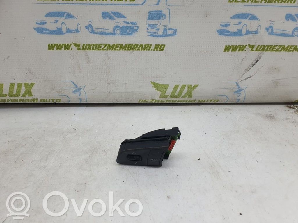 Boutons / interrupteurs volant   4E0951527