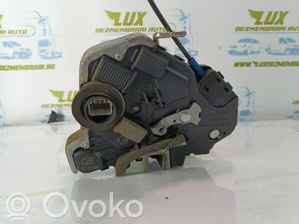Lexus IS IV XE40 Zamek drzwi przednich 