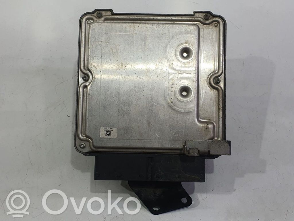 Volkswagen Touareg II Centralina/modulo motore ECU 