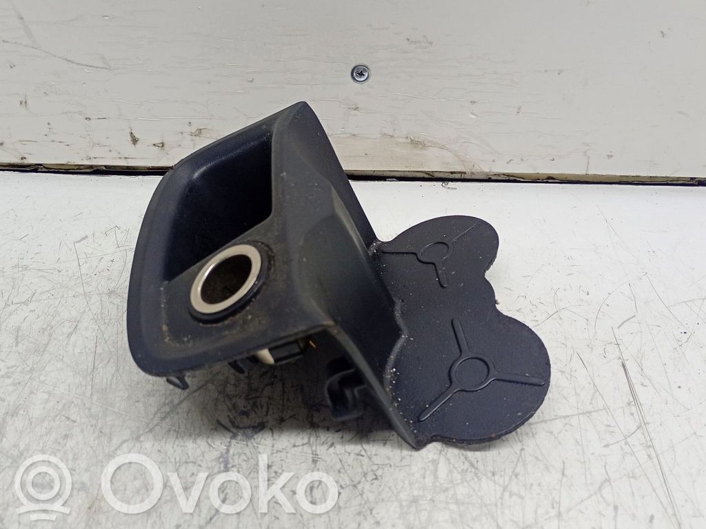 Ford Focus Aschenbecher 