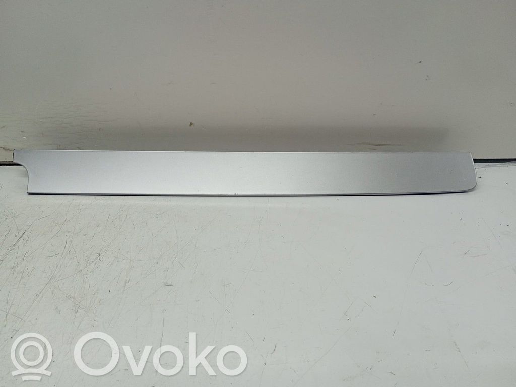 Volkswagen PASSAT CC Moldura del panel 