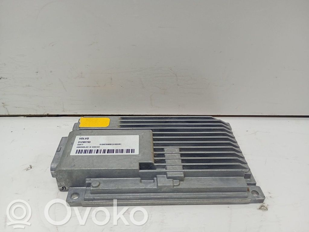 Volvo XC60 Distronic sensor radar 