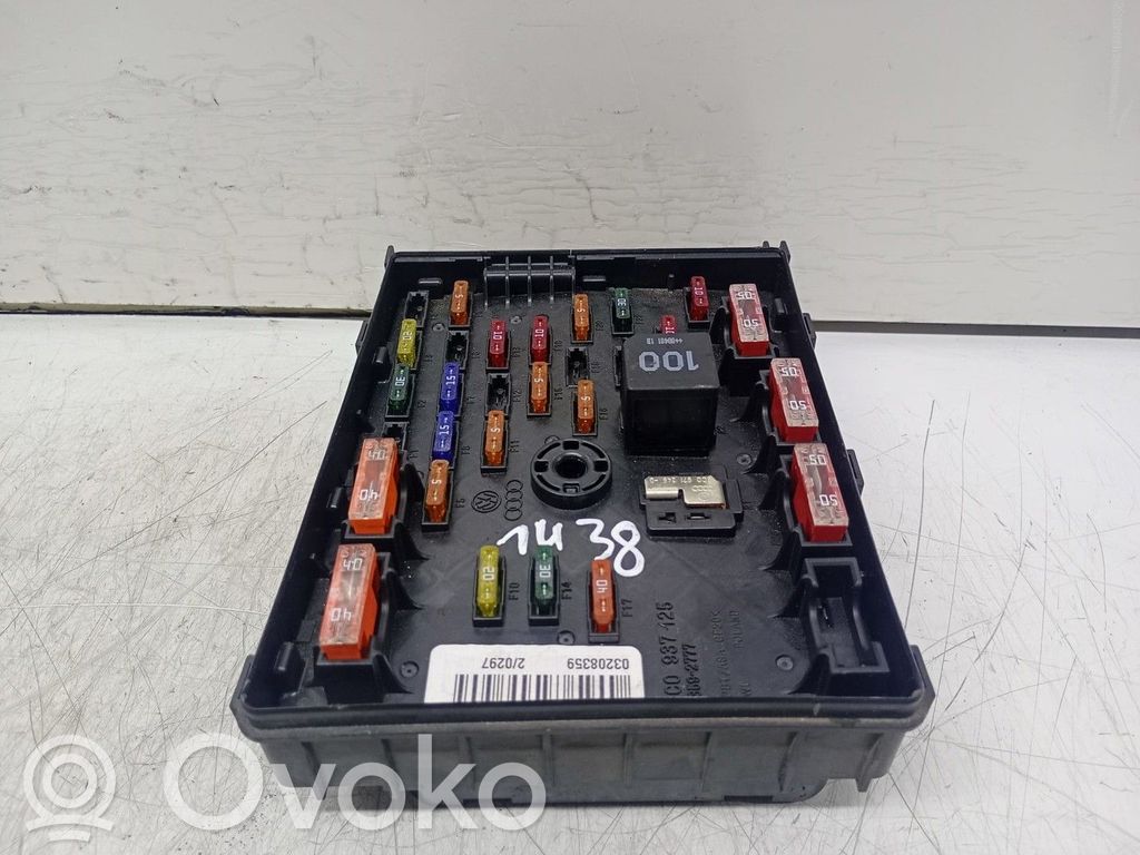 Volkswagen PASSAT B6 Set scatola dei fusibili 