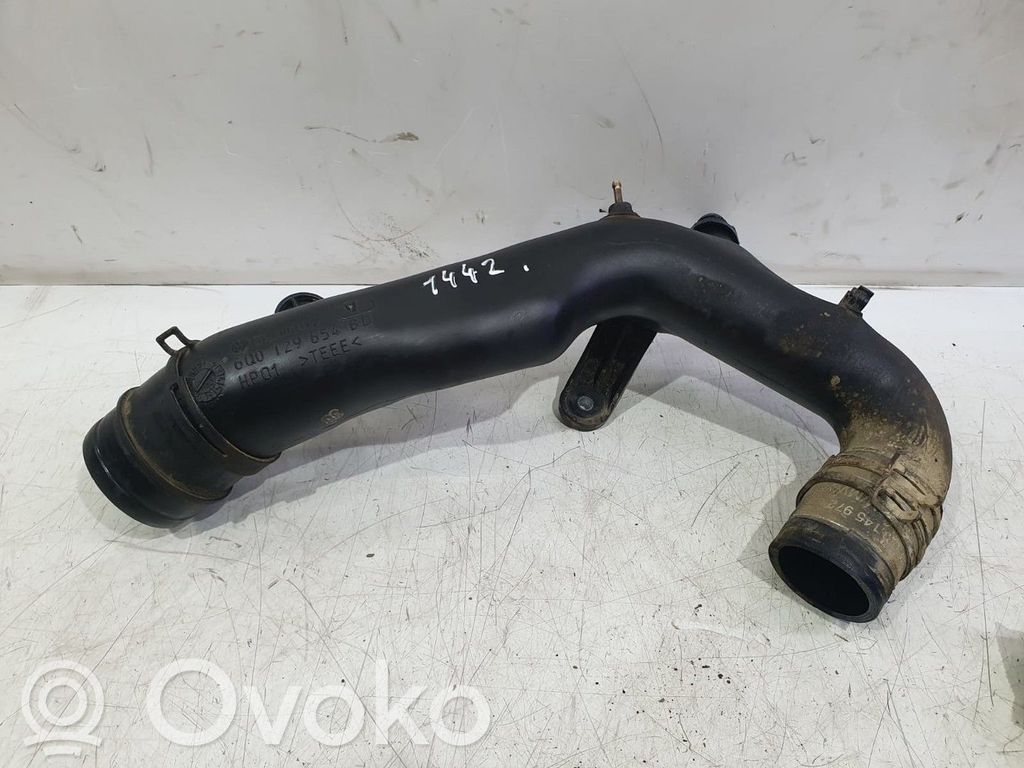 Skoda Fabia Mk1 (6Y) Furtun/conductă intercooler 