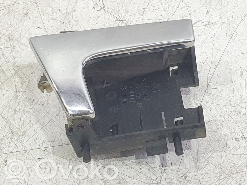 Volkswagen Polo VI Mâner interior ușă spate 
