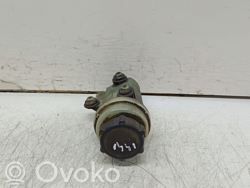 Ford Focus Serbatoio/vaschetta del liquido del servosterzo 