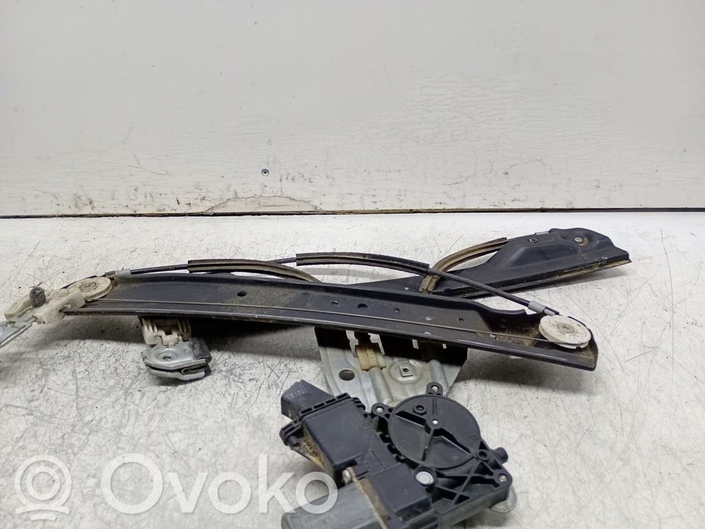 Opel Meriva B Macara ușă față cu motor 