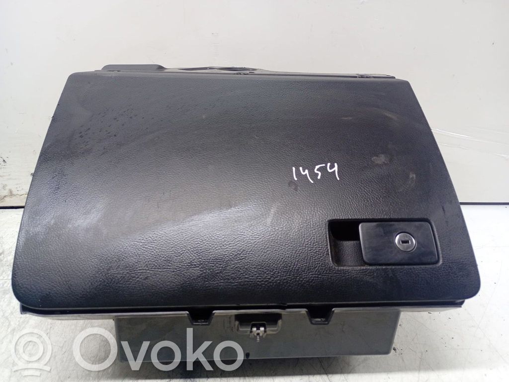 Volkswagen PASSAT B6 Vano portaoggetti 