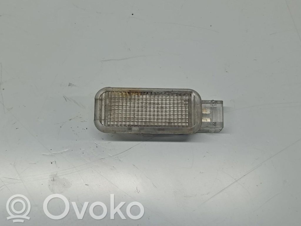 Audi A4 S4 B8 8K Luz interna puerta delantera 