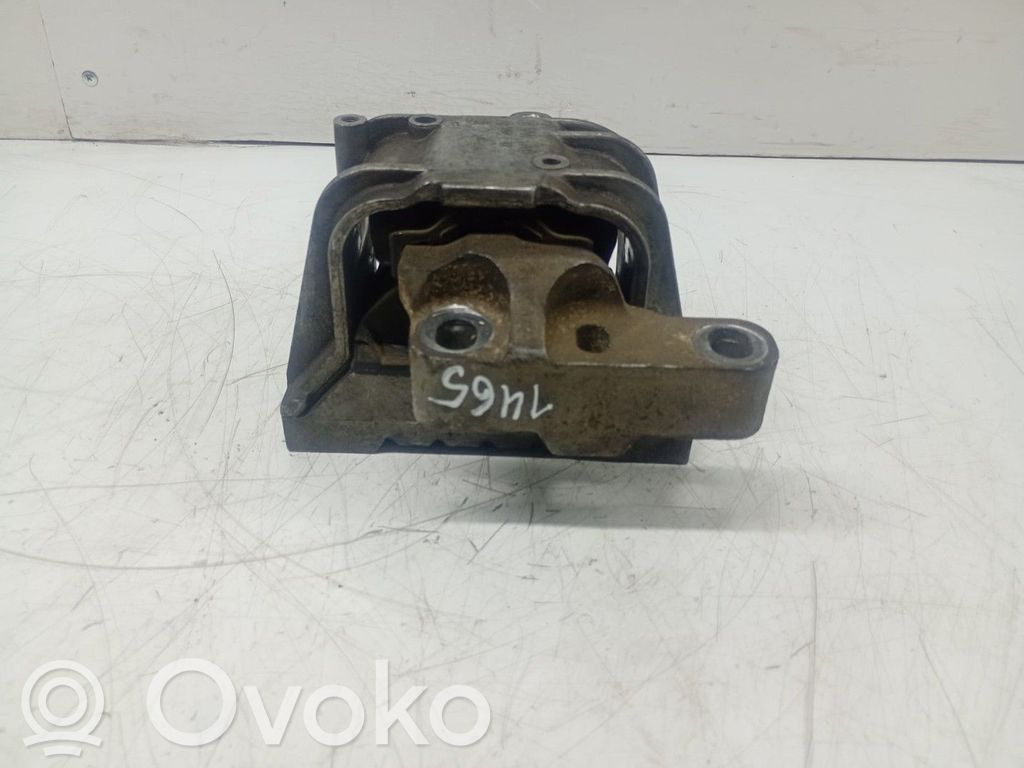 Łapa / Mocowanie silnika   1K0199262