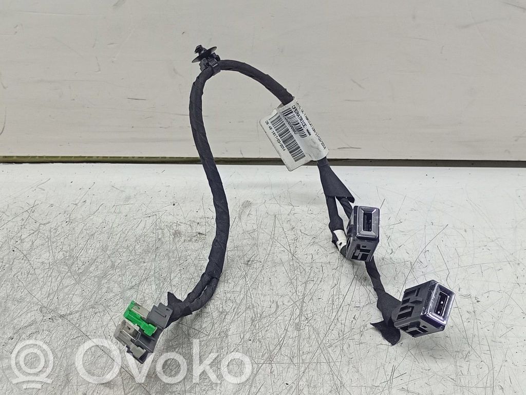 Citroen C4 II Picasso Priză USB 