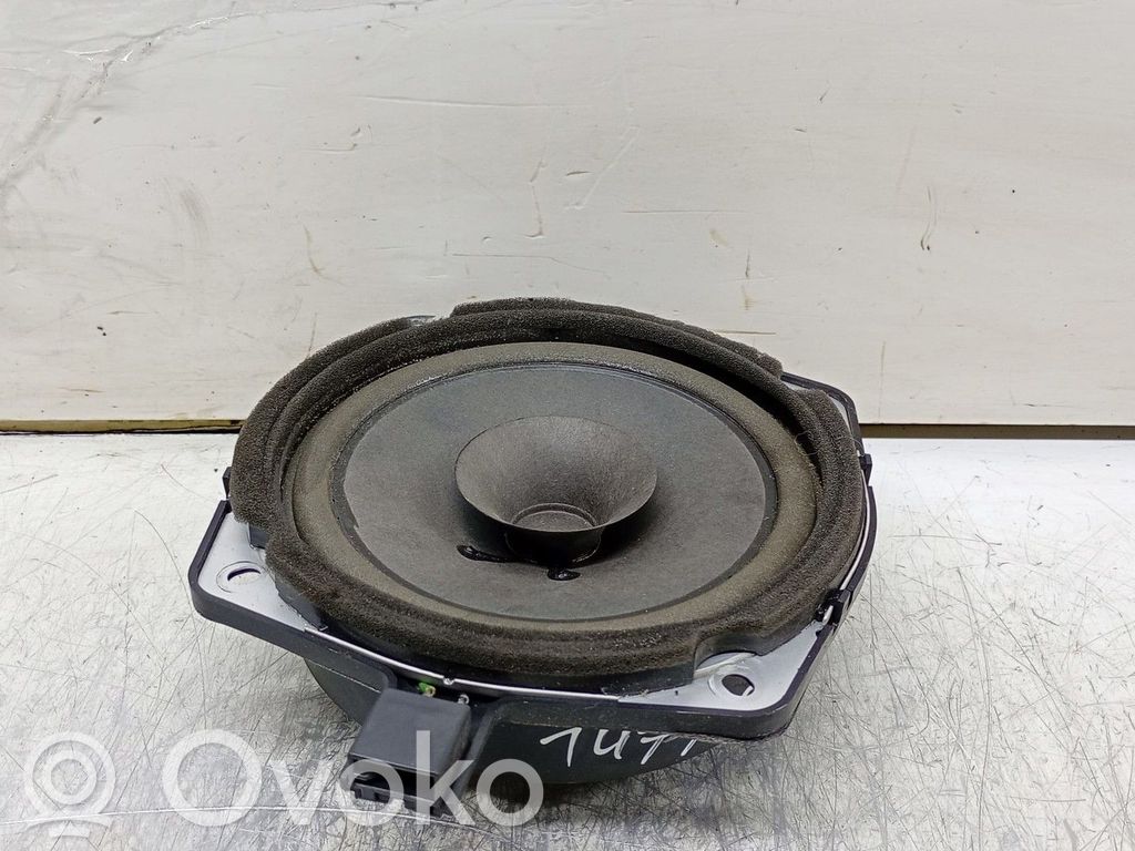 Etuoven kaiutin   963302C000