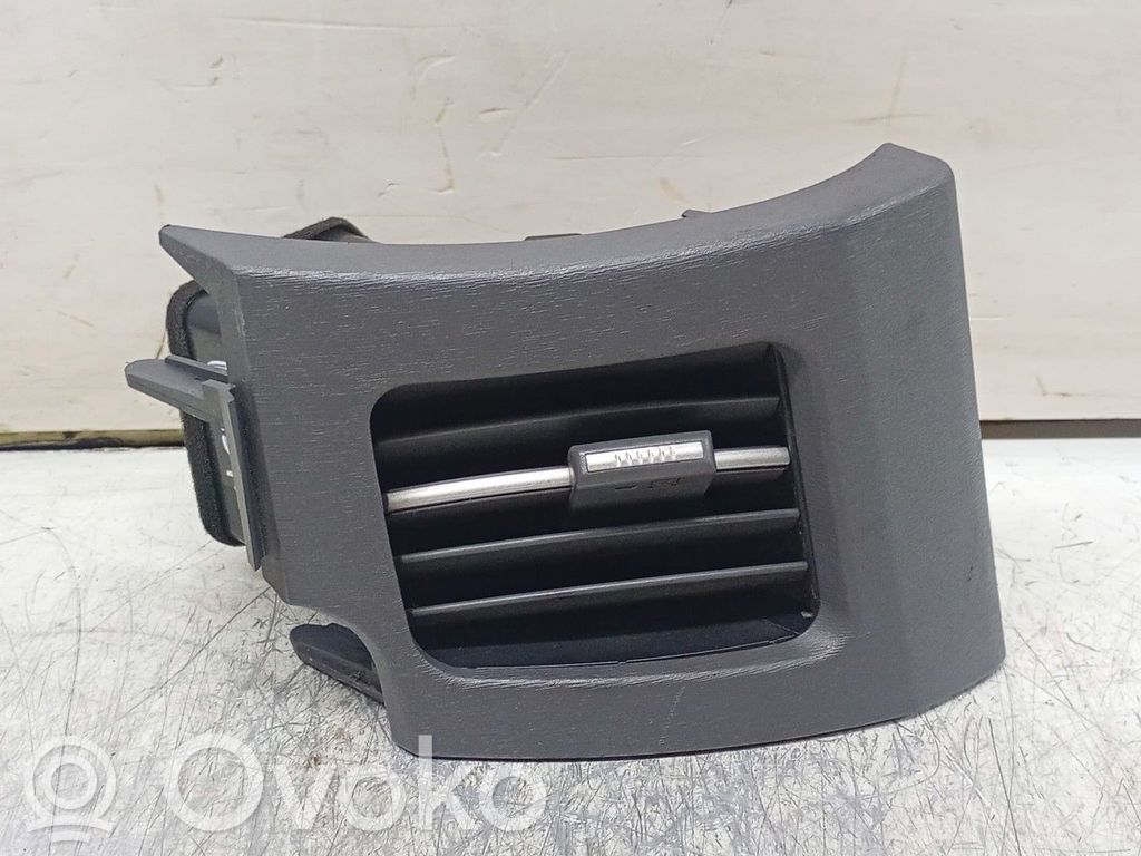 Toyota Prius (XW30) Griglia di ventilazione centrale cruscotto