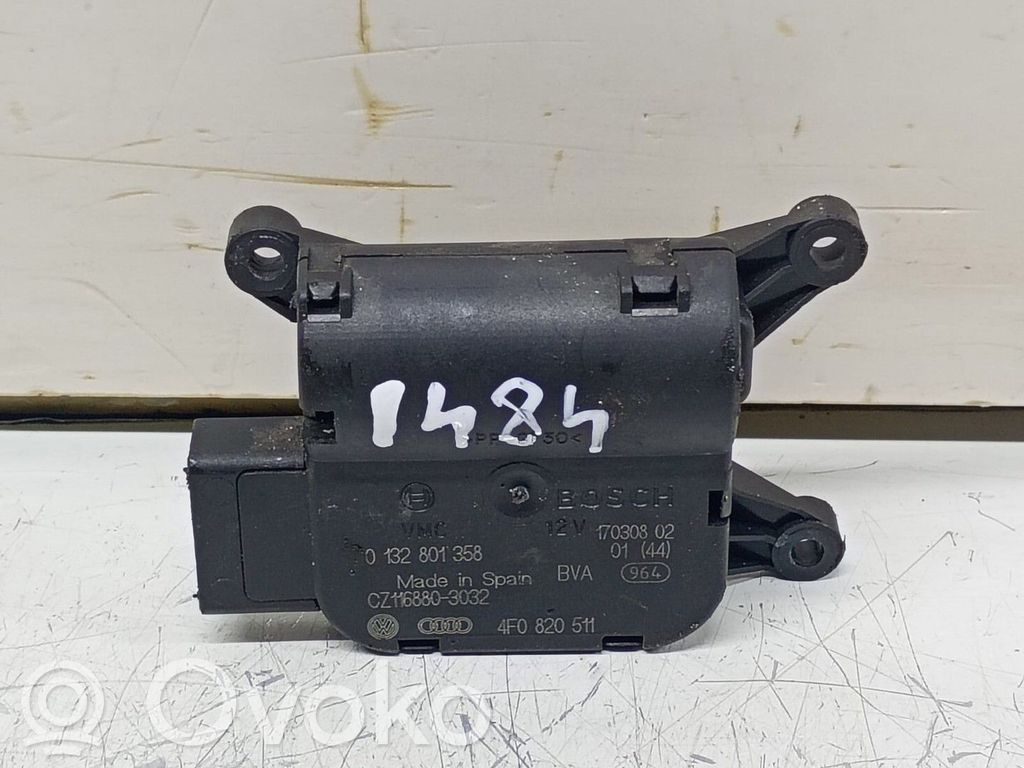 Audi A6 S6 C6 4F Ilmastointilaitteen läpän käyttölaite/moottori (A/C)