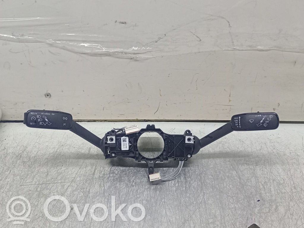 Skoda Karoq Boutons / interrupteurs volant