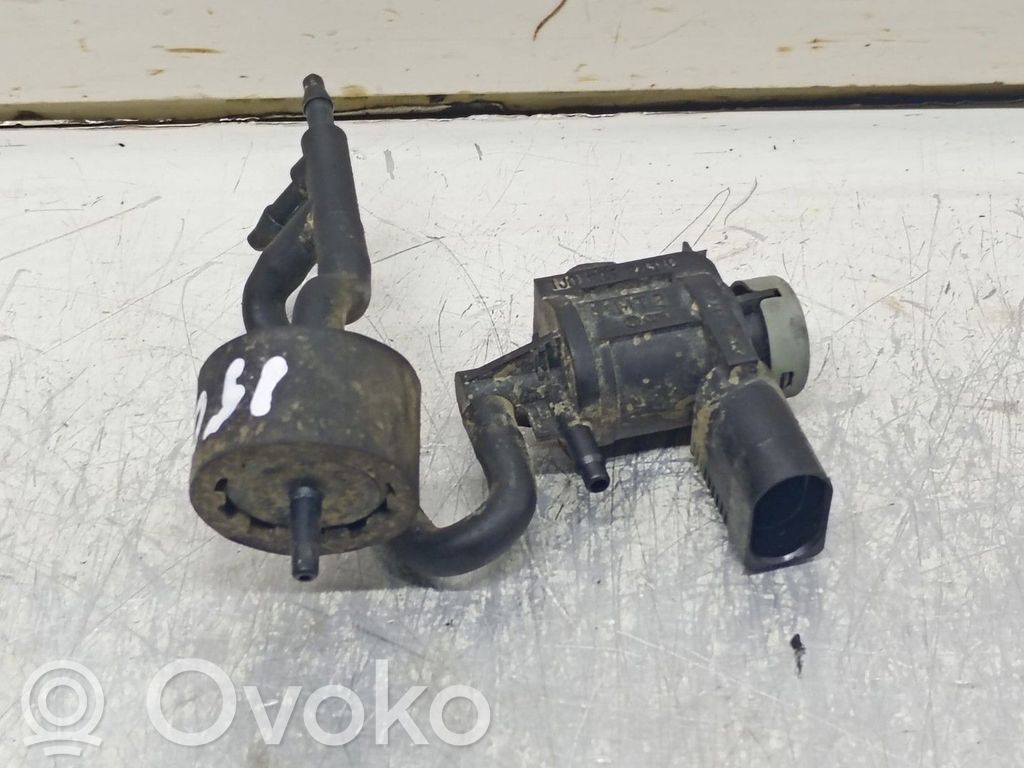 Volkswagen Golf IV Supapă vacuum